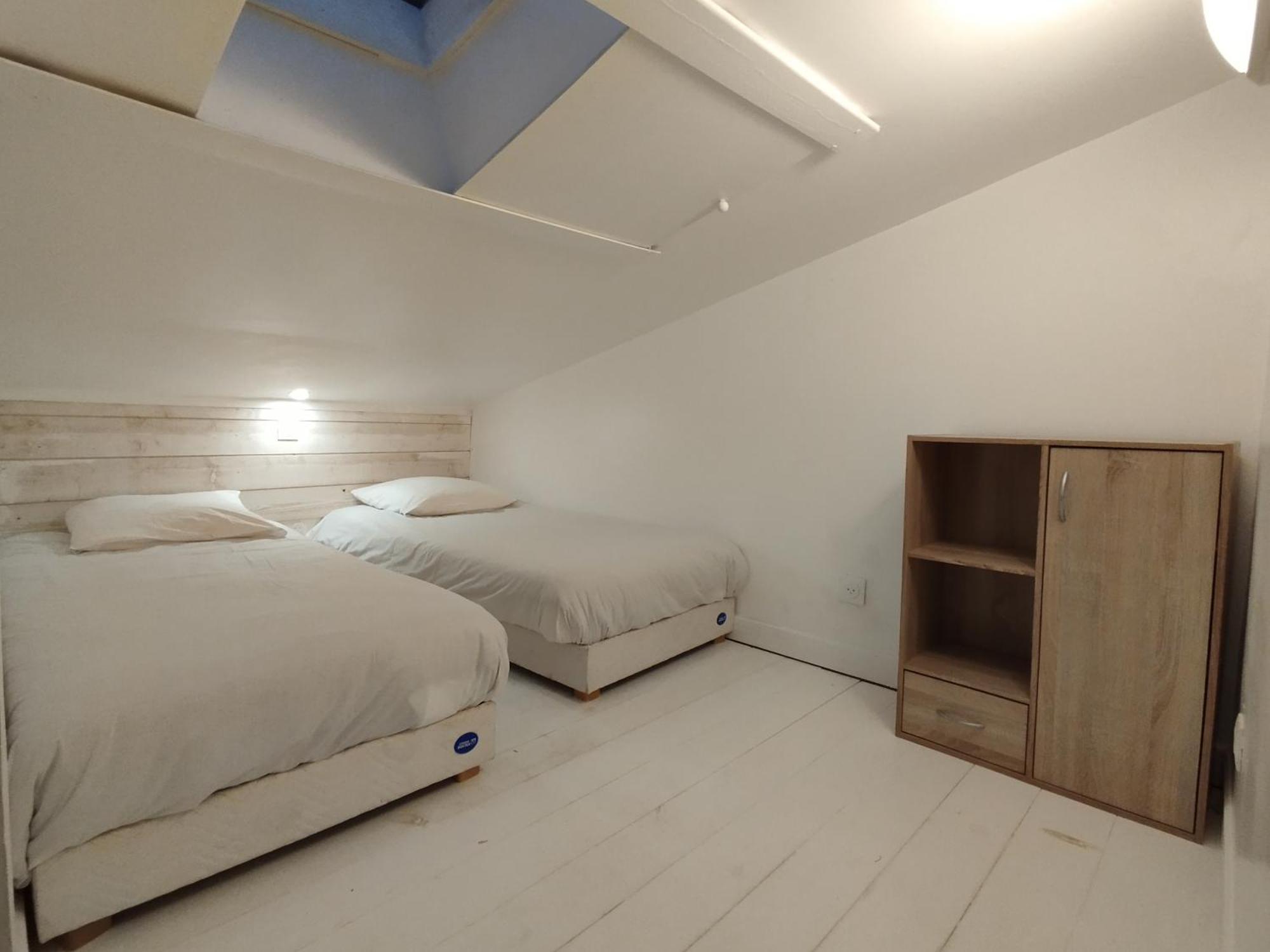 Le Clos Des Pins Vakantiehuis *