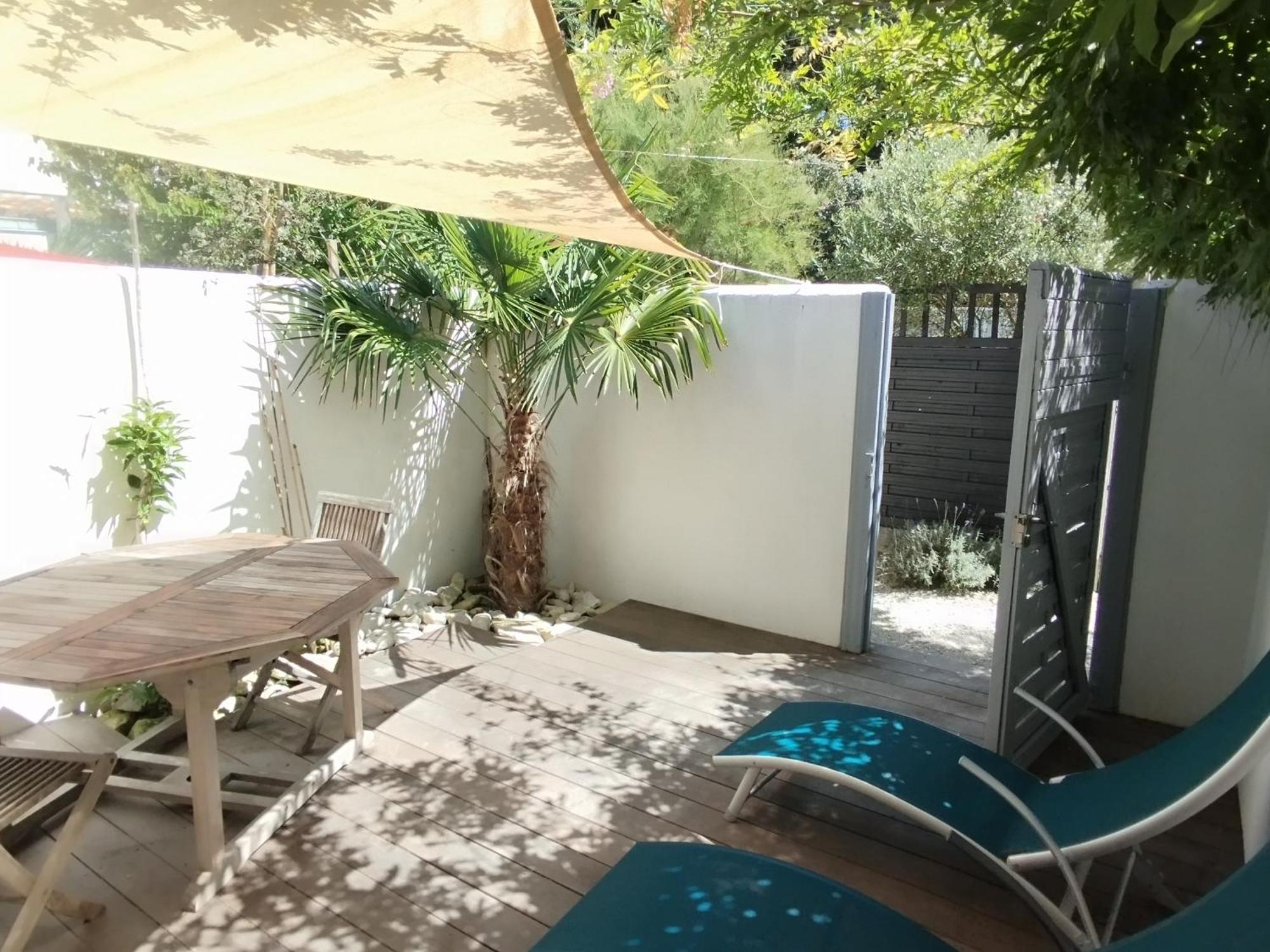 Le Clos Des Pins