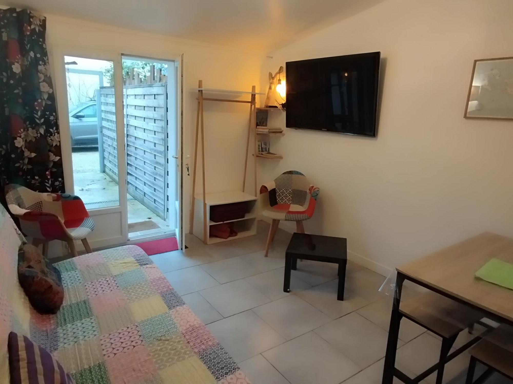 Le Clos Des Pins Casa de Férias *